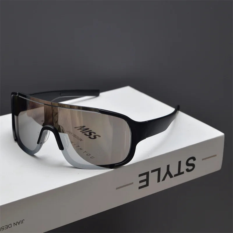 lunettes de cyclisme arrondie